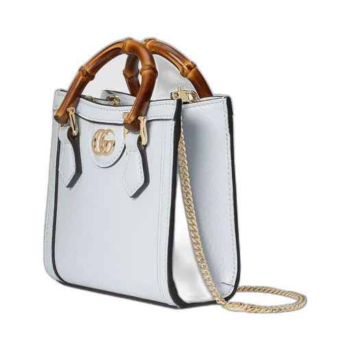 Gucci Diana super mini bag
