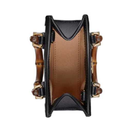 Gucci Diana super mini bag