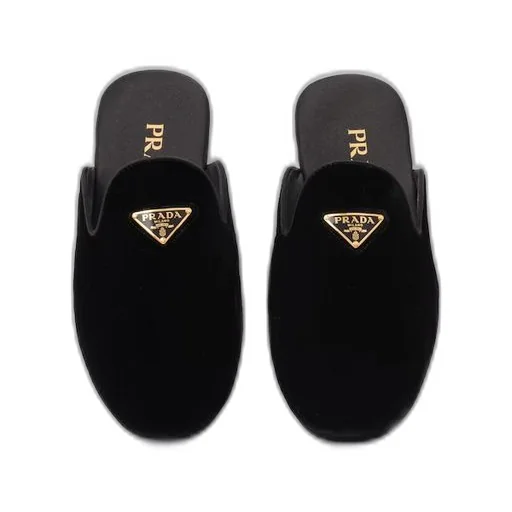 Velvet slippers