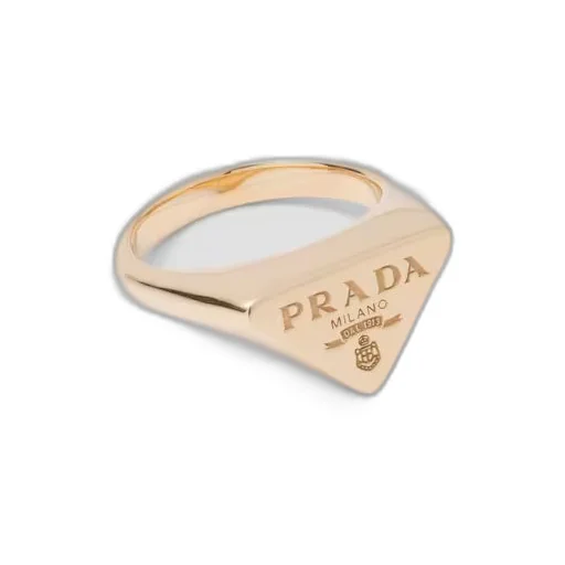 Eternal Gold signet ring in yellow gold