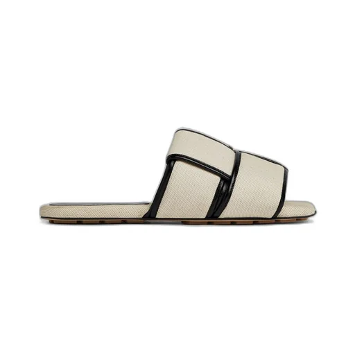Patch Flat Mule