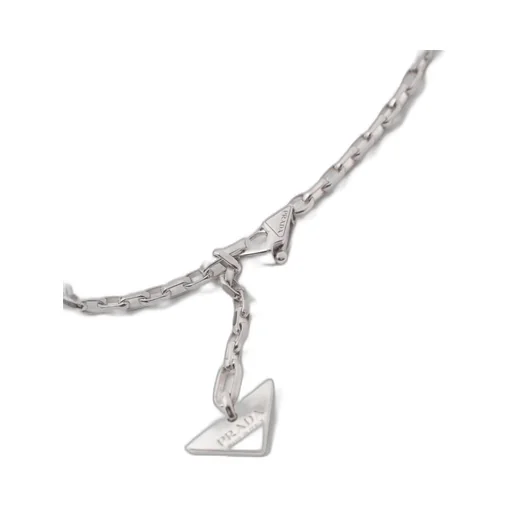 Eternal Gold mini triangle pendant necklace in white gold and diamonds