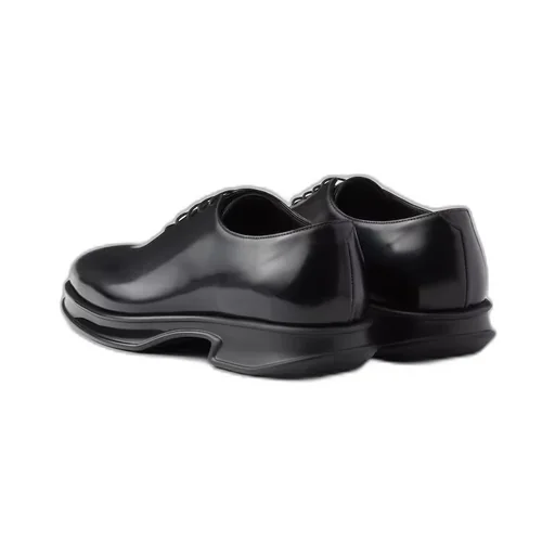 Brushed leather lace-up shoes