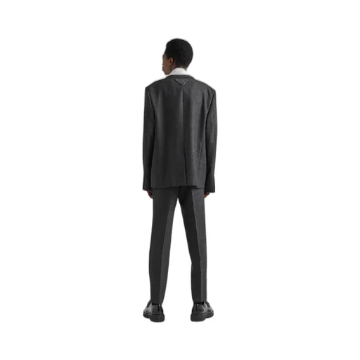 Single-breasted wool jacket with collar