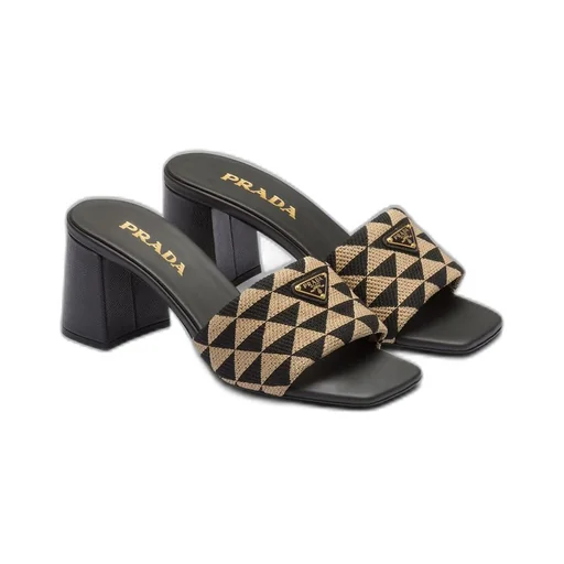 Embroidered fabric sandals