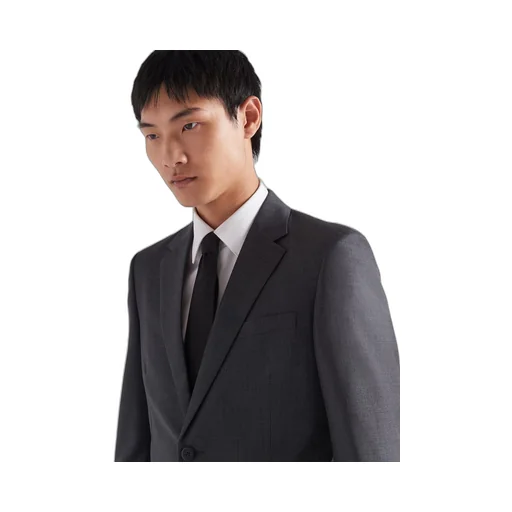 Single-breasted wool suit