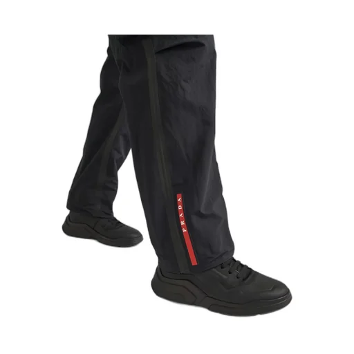 Light technical fabric pants