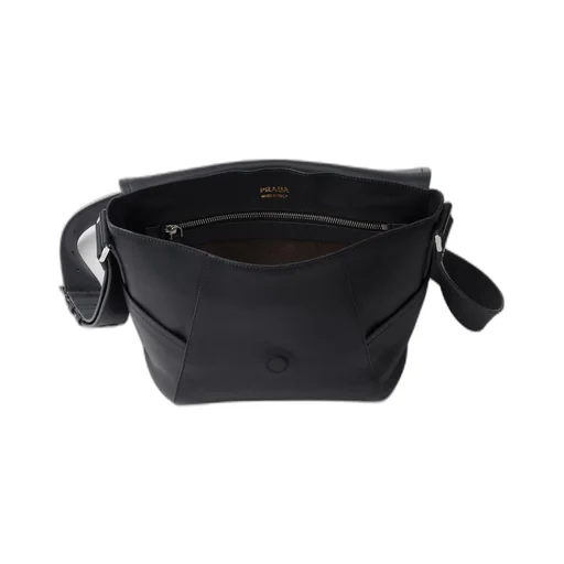 Medium leather shoulder bag