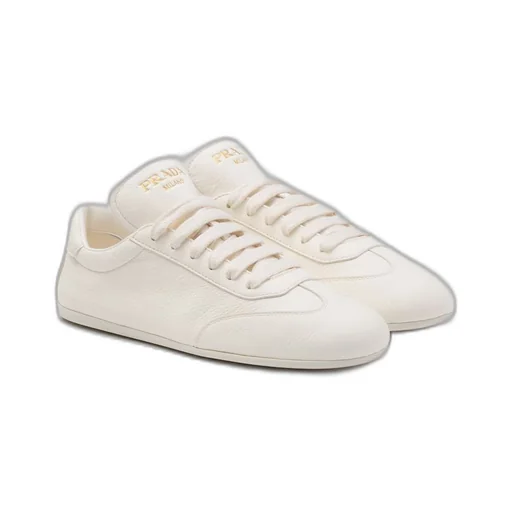 Leather sneakers