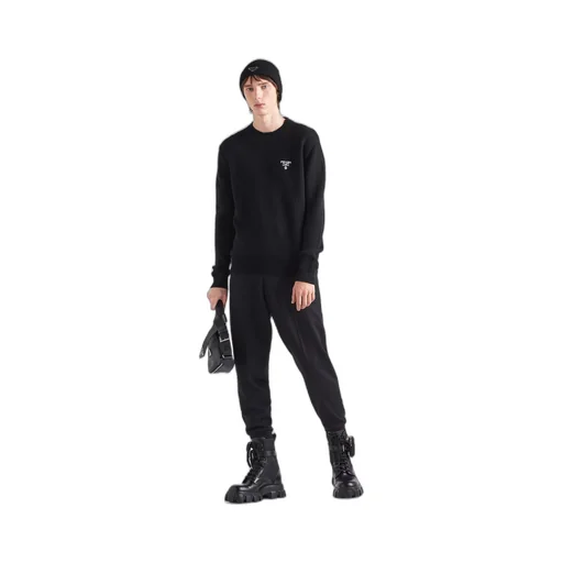 Cashmere sweater