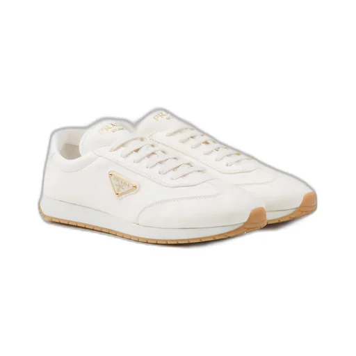 Leather sneakers