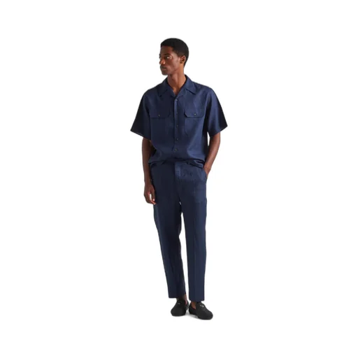 Short-sleeved linen shirt