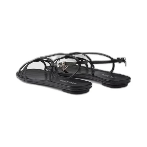 Flat leather sandals
