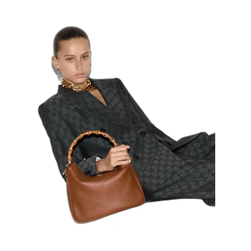 Gucci Diana medium shoulder bag