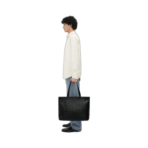 Large Intrecciato Zipped Tote