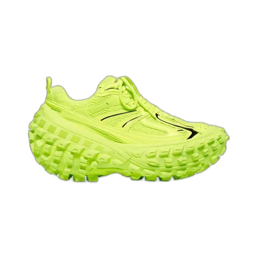 Defender Sneaker