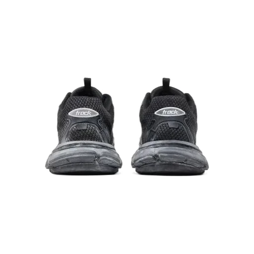 Track.3 Sneaker
