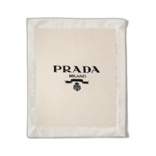 Fur-effect cashmere and wool throw