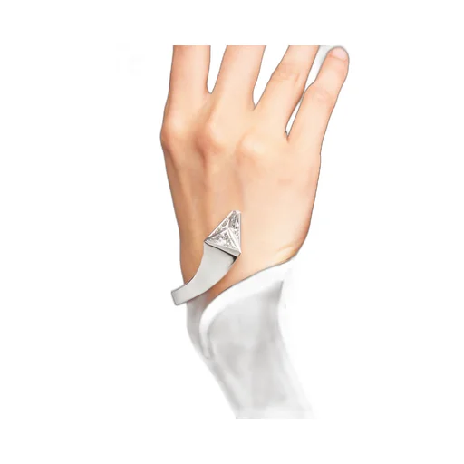 Eternal Gold snake bracelet in white gold and laboratory-grown diamonds