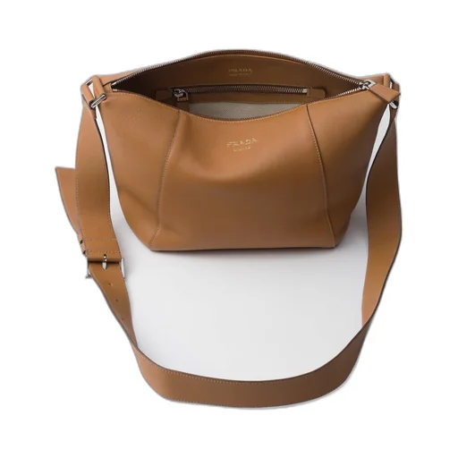 Leather shoulder bag
