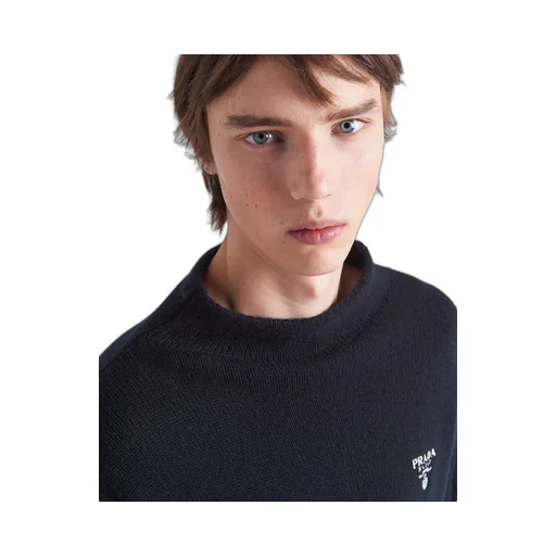 Wool and cashmere sweater