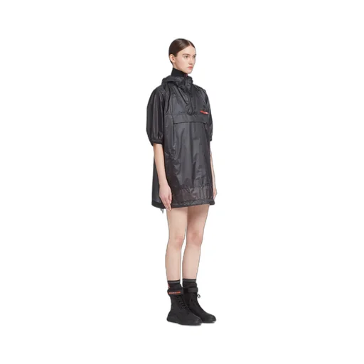 Ripstop hooded raincoat