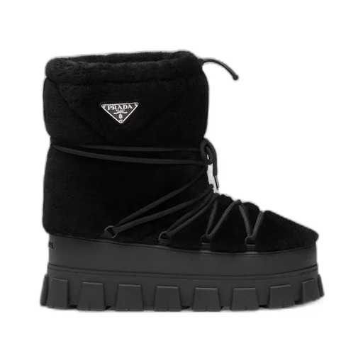 Shearling après ski booties