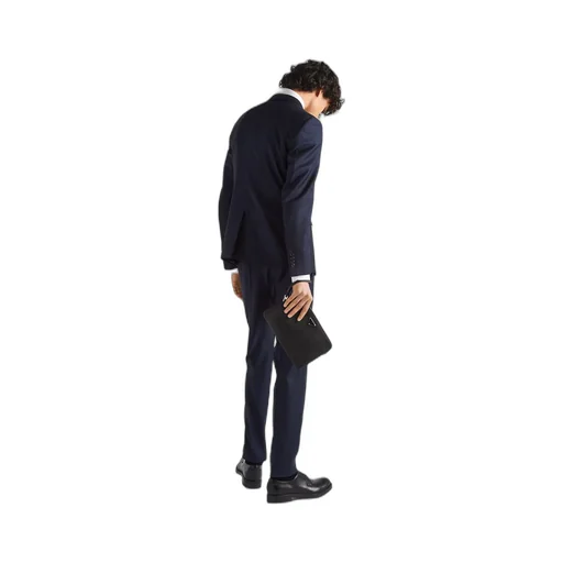 Single-breasted wool suit