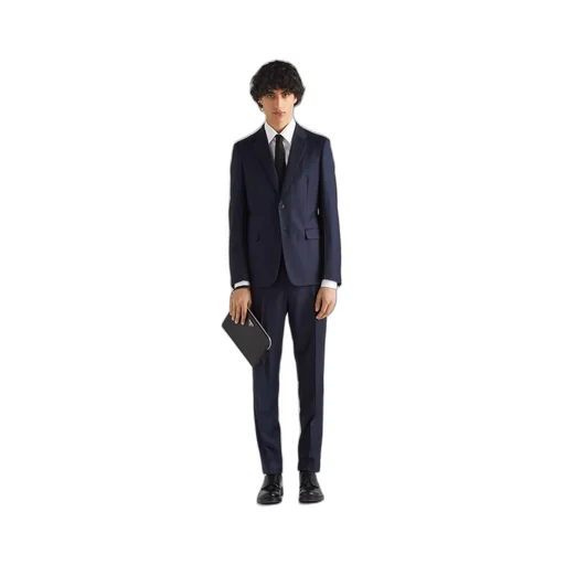 Single-breasted wool suit