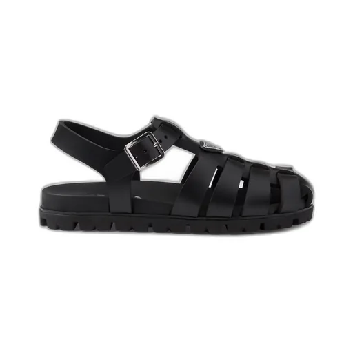 Sporty fisherman sandals