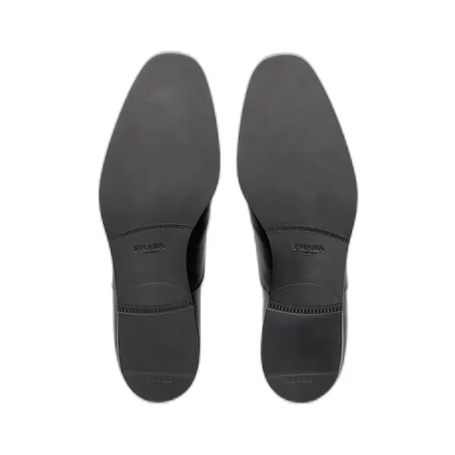 Brushed leather laced Oxford shoes