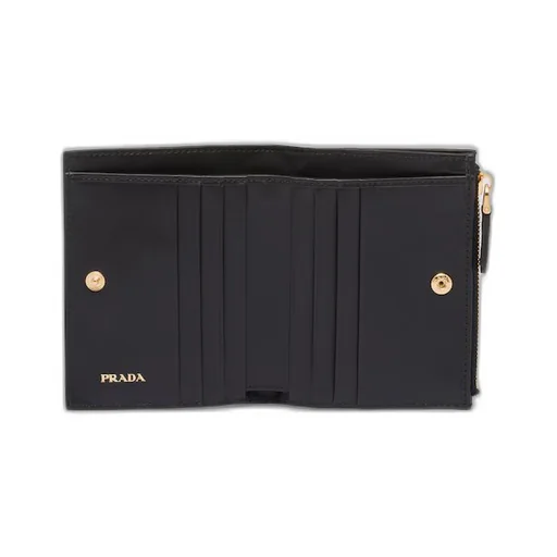 Small leather wallet