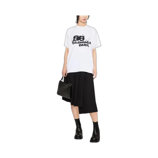 Hand-Drawn BB Icon T-Shirt Medium Fit