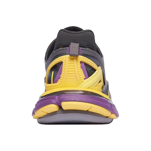 Track.2 Sneaker