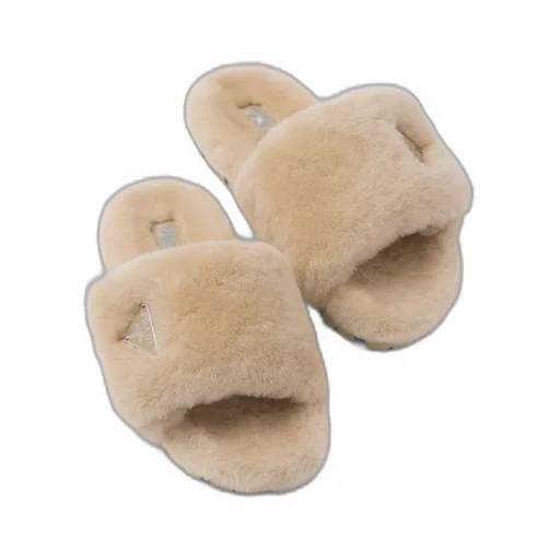 Shearling slides