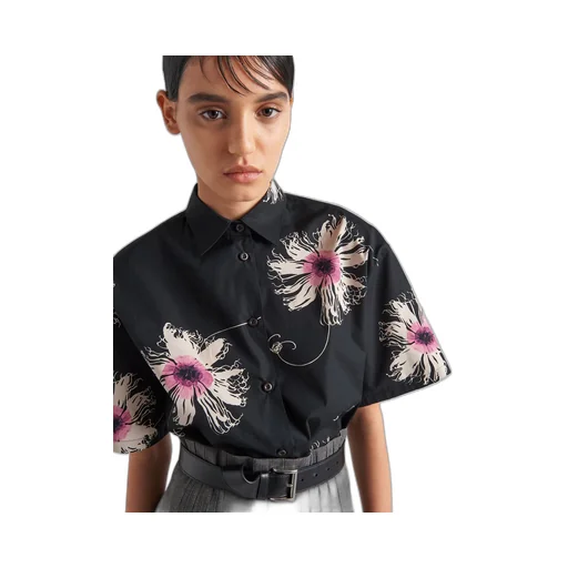 Short-sleeved printed poplin shirt