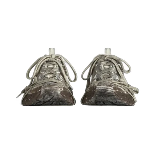 3XL Sneaker Worn-Out