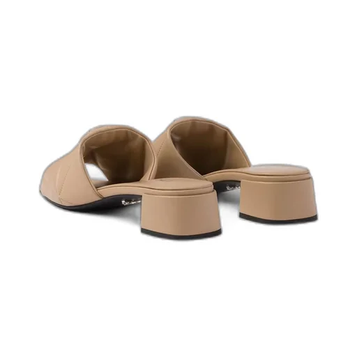 Quilted nappa leather slides