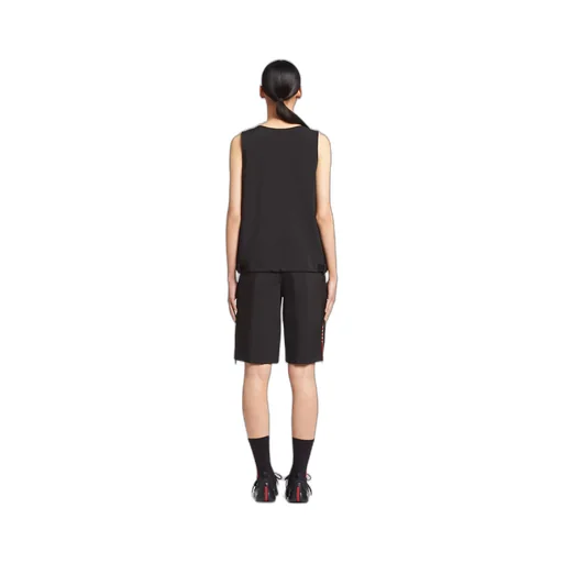 Technical fabric top with large pocket