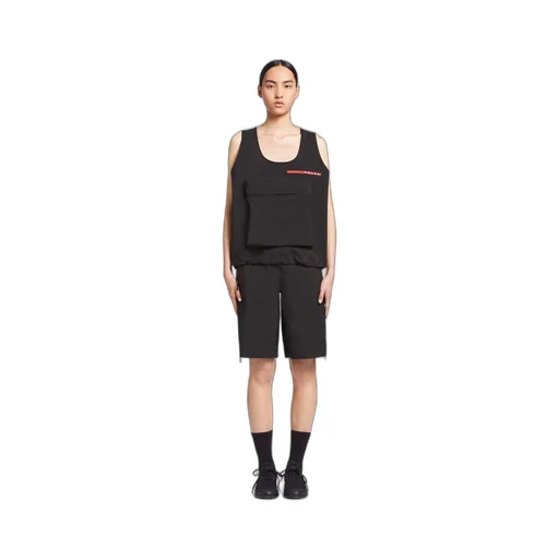 Technical fabric top with large pocket