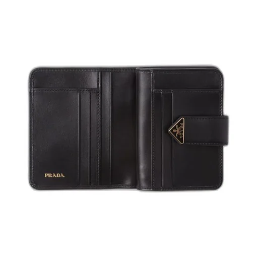 Small leather wallet