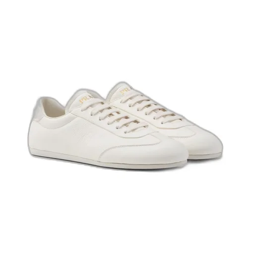 Leather sneakers