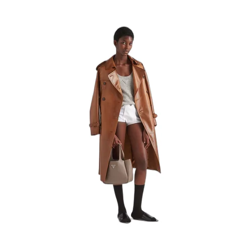 Medium leather tote
