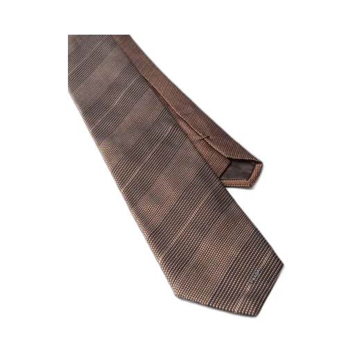 Silk tie