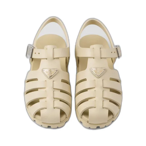 Sporty fisherman sandals