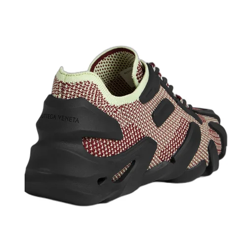 Flex Sneaker