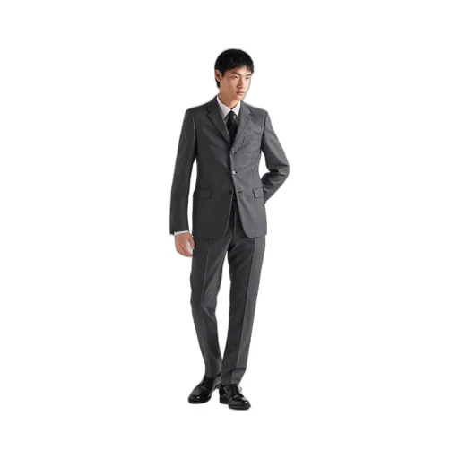 Single-breasted wool suit