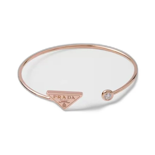 Eternal Gold bangle bracelet in pink gold with diamond