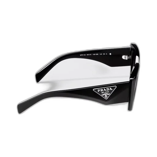 Sunglasses with triangle logo