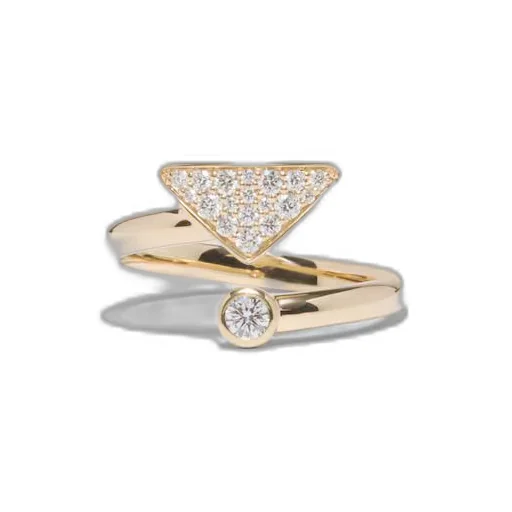 Eternal Gold contrarié ring in yellow gold with diamonds